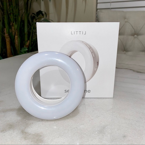 Littil Other - Littil Selfie One Rechargeable Ring Light Clip-On for iPhone, Laptop, Etc.